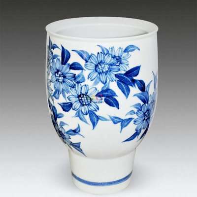 中国陶瓷设计艺术大师的何炳钦
